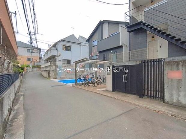 東武東上線「川越市」駅徒歩8分、西武新宿線「本川越」駅徒歩12分。小中学校、商業施設も近隣に充実!子育て家族にもオススメの住環境です。