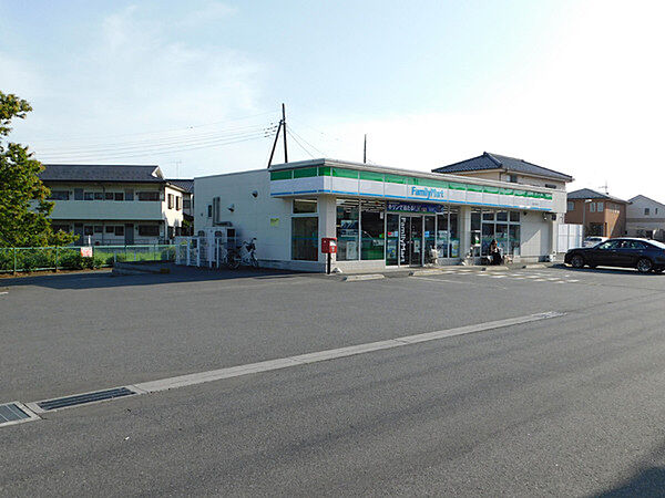 ファミリーマート川越天沼新田店まで449m