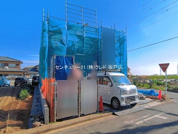 東武東上線「霞ヶ関」駅徒歩10分。スーパー・コンビニ・ドラッグストアが徒歩15分圏内に充実した住み良い環境です。