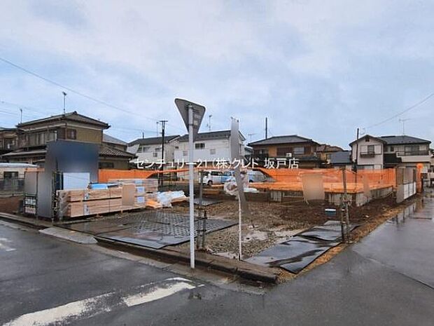 床全面と立ち上がりを鉄筋コンクリートで施工することで、安心して暮らせる地震に強い基礎を造ります。