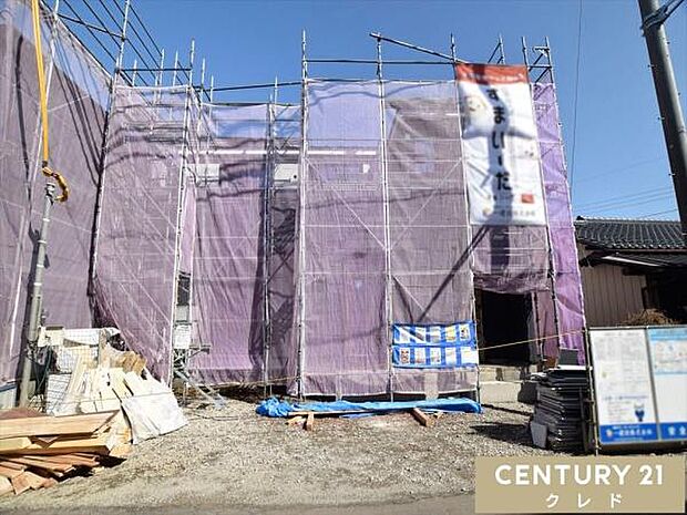 JR川越線「南古谷」駅徒歩7分。商業施設や教育機関も近隣に充実した子育て家族にもオススメの立地です