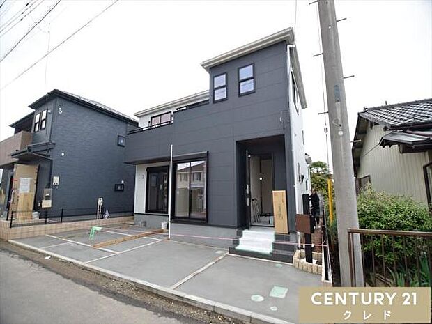 JR川越線「南古谷」駅徒歩7分。商業施設や教育機関も近隣に充実した子育て家族にもオススメの立地です