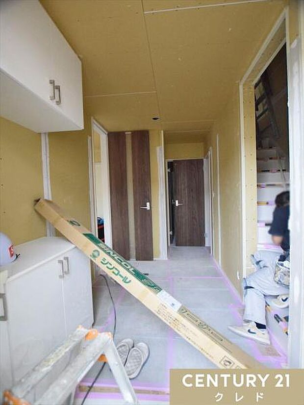 外観・室内工事も着々と進んでいきます。実際の広さや陽当りを、ぜひ現地でご体感ください。