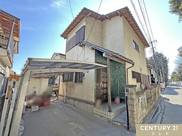 JR川越線・JR八高線「高麗川」駅から徒歩23分。川越、八王子方面へのアクセスがしやすく周辺には商業施設や病院などもございます。