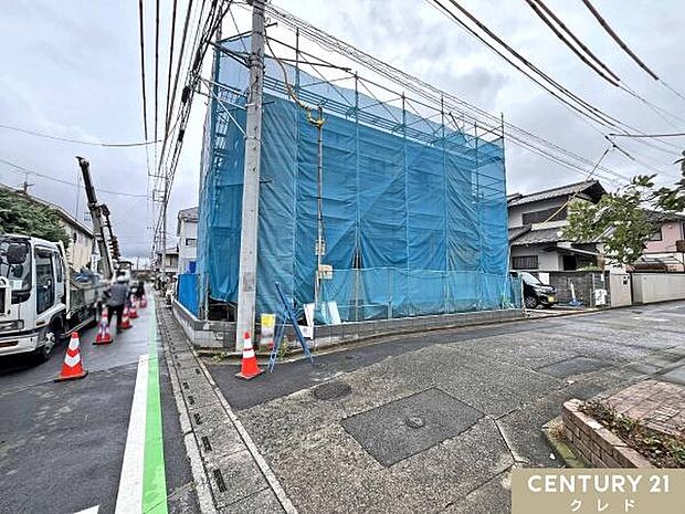 【1号棟】洗面室や玄関を広く設けており、ファミリー層が快適に暮らせる工夫がされています。