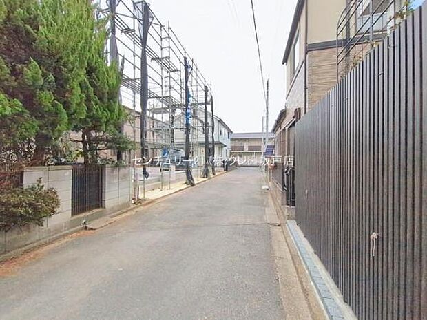 東武東上線「川越市」駅・西武新宿線「本川越」駅の2駅利用可能。バス停も近く、毎日の通勤通学はもちろん、休日のお出かけにも便利な住環境です。