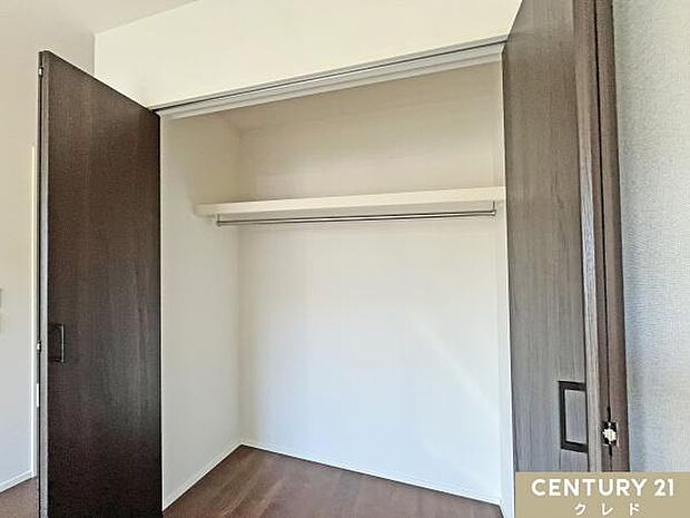 全居室収納付きで生活の変化に対応させてお部屋を使うことができます。動線を確保することで掃除もしやすく新居での理想のお部屋作りを楽しめます。