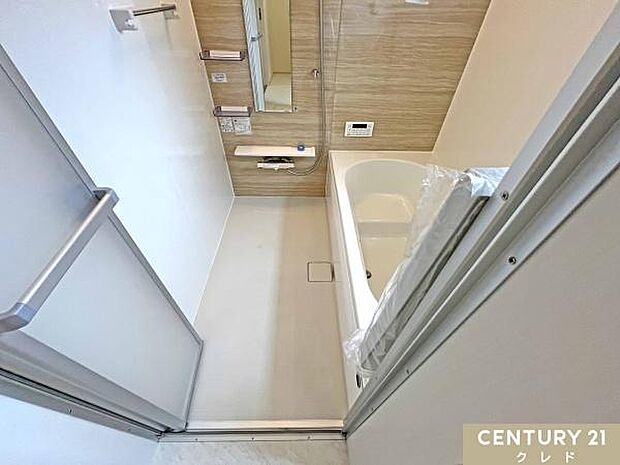 お子様と一緒に入浴できるゆとりの1坪タイプ。ゆったりと湯船に浸かれば、心身ともにリラックスできる至福のプライベートタイムを過ごせます。