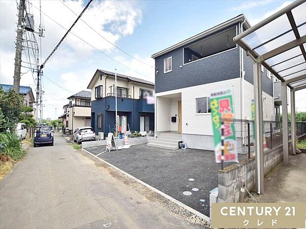 東武東上線「新河岸」駅徒歩10分。スーパーやドラッグストアなどの商業施設が徒歩圏内に揃い、毎日のお買い物にも便利。暮らしやすさが魅力の住環境です。