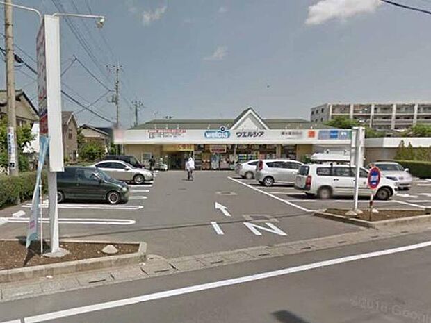 ウエルシア鶴ヶ島藤金店まで334m