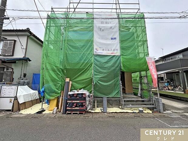 将来の家族構成に合わせて間取り変更可能な仕様。客間や子育て空間など多目的に活用できる1階洋室付き。