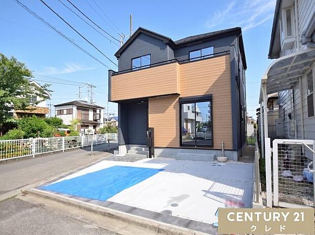減税・控除などお財布に優しい税制優遇の「長期優良住宅」認定物件の4LDK。近隣には教育機関や商業施設も充実しており、子育て家族にもオススメの住環境です。