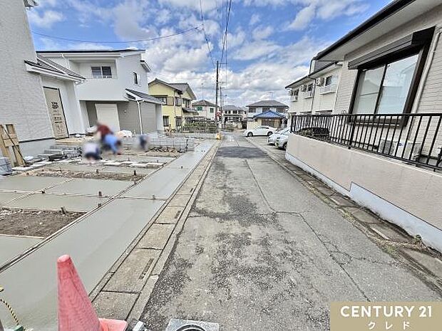 ヤオコー、カインズモールなど周辺環境も充実した立地。落ち着いた住環境で子育て世代にもオススメです。