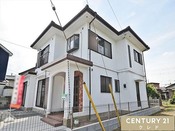 東武東上線「川越」駅、またはJR川越線「西川越」駅の2沿線が利用可能。内見の際はスーパーや学校などの周辺環境も合わせてご紹介します。
