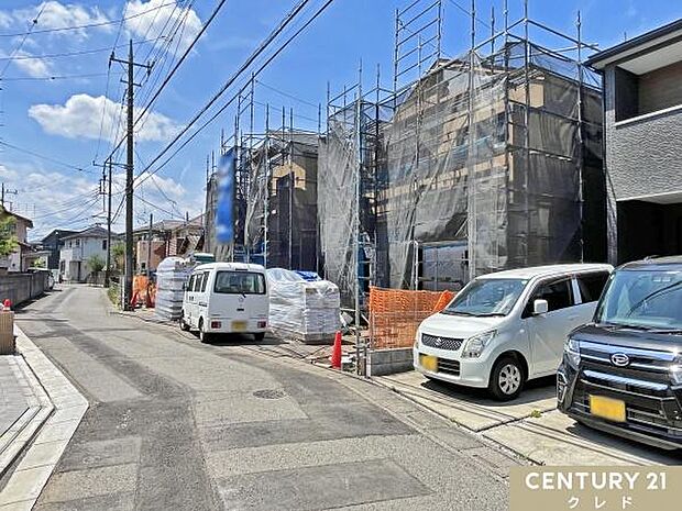 構造・下地を確認できる貴重なタイミングです。生活をイメージしやすいよう、周辺施設も合わせてご案内します。