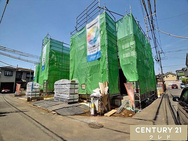 全5棟の新築分譲地。駐車スペースは全棟2台分確保、ご夫婦でお車をお持ちの方も安心です。