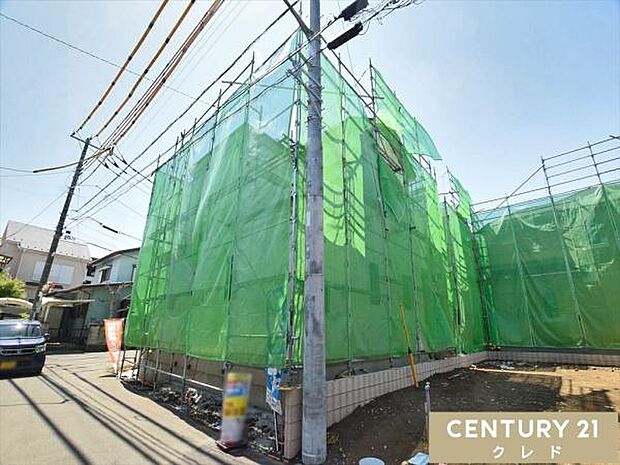【B号棟】全棟、敷地39坪超！駐車場2台駐車可能です。お住まいの南側にはちょっとしたお庭付き。