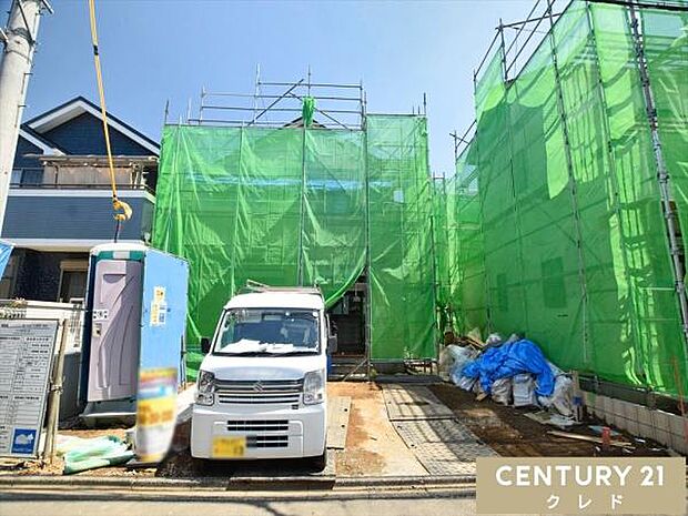 全5棟の新築分譲地。駐車スペースは全棟2台分確保、ご夫婦でお車をお持ちの方も安心です。