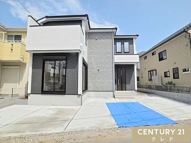 2階には洋室が4部屋あり、兄弟それぞれの個室や、在宅ワーク・趣味部屋としても活用できます！資料請求・見学予約など、お気軽にお問い合わせ下さい！