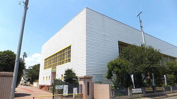 鶴ヶ島市立新町小学校まで960m