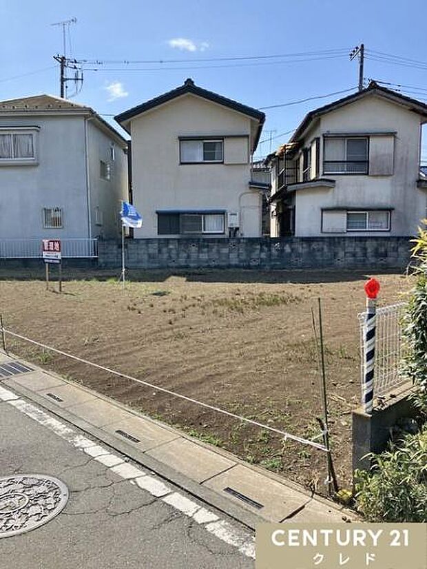 敷地面積ゆとりの69坪。全居室南向き、陽光あふれる明るい4SLDKの新邸が誕生します。完成をお楽しみに!