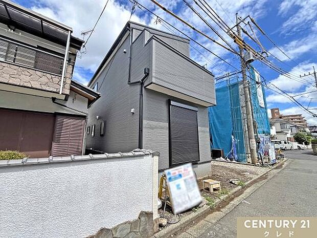 南公道約5mに接した陽当り良好な立地商業施設「ワカバウォーク」まで徒歩圏内で買い物も便利!