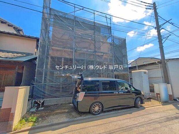 上棟しました!今なら完成すると見えなくなってしまう、しっかりとした木の骨組みをご見学いただけます。