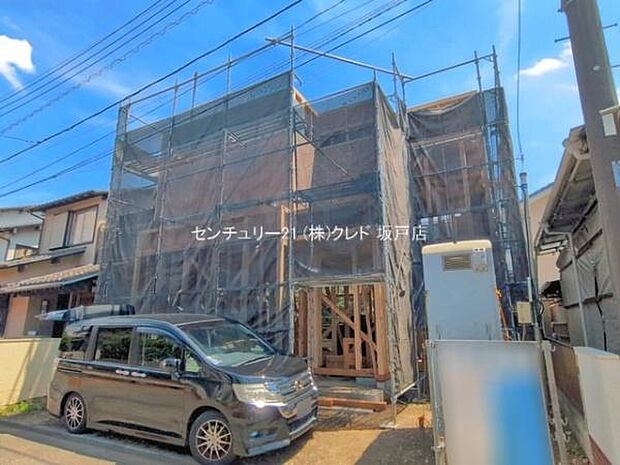 LDK17.5帖には折上天井を採用し、開放的な空間に。小上がりの和室は、お子様のお昼寝や家事スペースにもピッタリです。