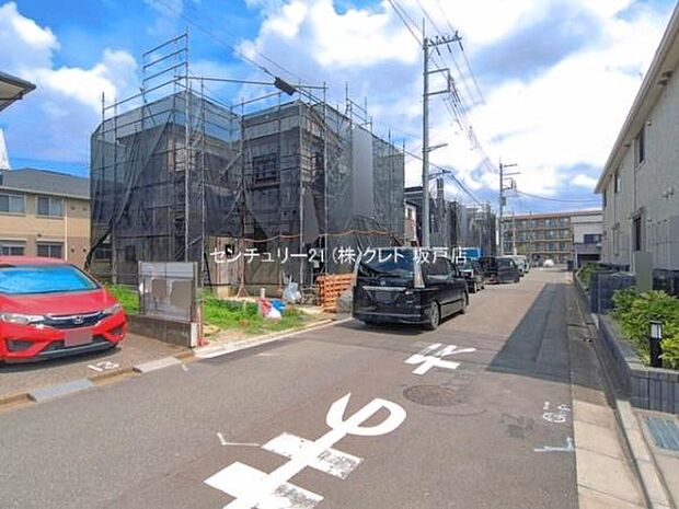 東武東上線「新河岸」駅徒歩12分。南東6m公道に面した、全10棟のビッグコミュニティー。