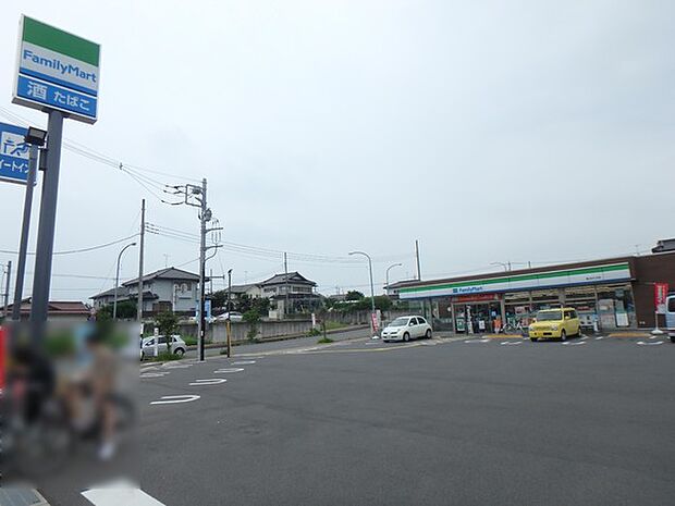 ファミリーマート嵐山むさし台店まで940m