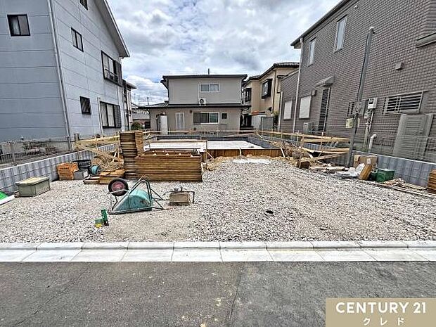 東武東上線「一本松」駅から徒歩16分。全室6帖以上、ゆとりの3LDKはただいま更地の状態です。