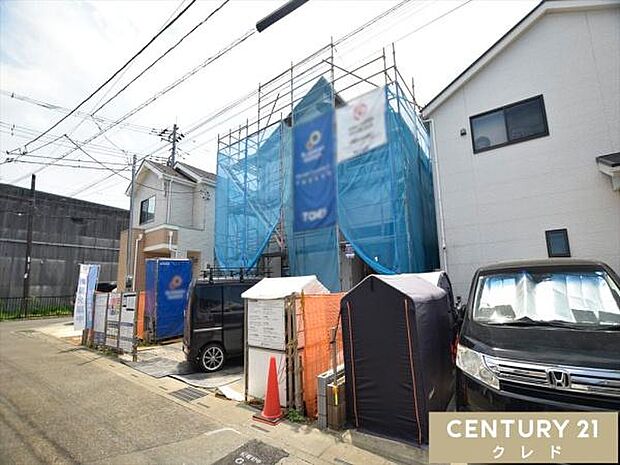太陽光パネルを搭載した、省エネ性能にも配慮した住まい。日々の電気代の負担軽減が期待でき、環境にも家計にもやさしい暮らしをサポートします。
