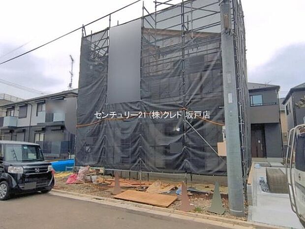 高階北小学校まで徒歩4分。お子様も無理なく通える安心の距離感で、子育て世帯にうれしいロケーション。朝ゆったりと余裕を持った時間を確保できるのも嬉しいですね。