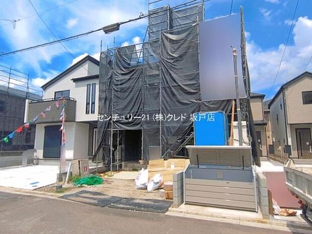 東武東上線「新河岸」駅徒歩12分。南東6m公道に面した、全10棟のビッグコミュニティー。
