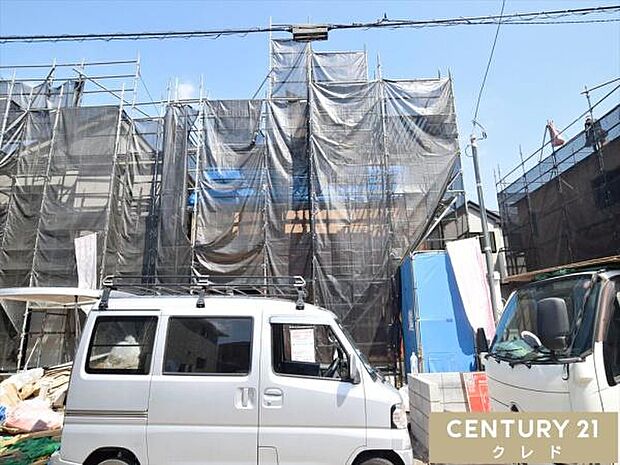 外壁工事が進み、住まいの完成が少しずつ近づいています。設計・建設住宅性能評価書を取得、住まいの品質や性能が第三者機関に評価された安心の住まいです。