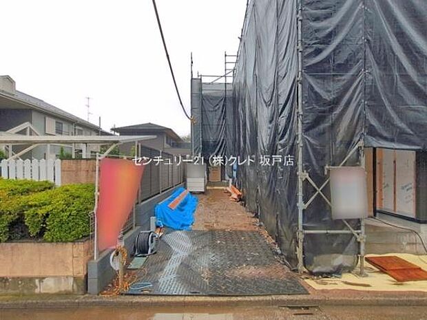 駐車場は全棟2台分確保。来客時はもちろん、将来お子様が免許取得時に便利ですね。