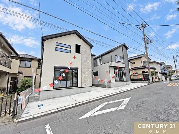「霞ヶ関北小学校」まで徒歩9分で、お子様も通いやすい安心の距離感です。朝ゆったりと余裕を持った時間を確保できるのも嬉しいですね。