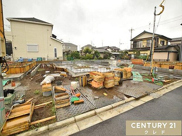 床全面と立ち上がりを鉄筋コンクリートで施工することで、安心して暮らせる地震に強い基礎を造ります。