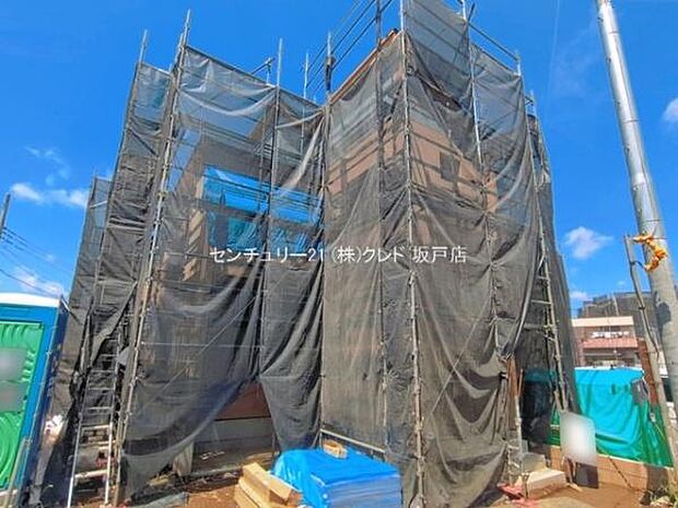 全9棟の新しい街並みが誕生。小学校まで徒歩圏内で、お子様の通学も安心の子育てしやすい住環境です。