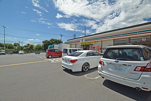 セブンイレブン吉見町東店まで517m