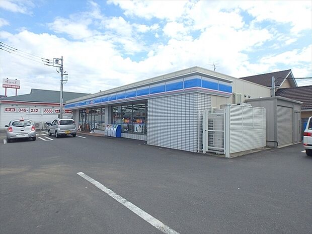 ローソン川越的場一丁目店まで822m