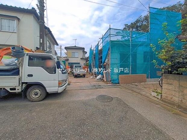 完成に向けて工事が着々と進んでいます。少しずつ形になっていく住まいの様子を、ぜひご覧ください。