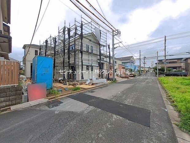 高階北小学校まで徒歩6分。お子様も無理なく通える安心の距離感で、子育て世帯にうれしいロケーション。