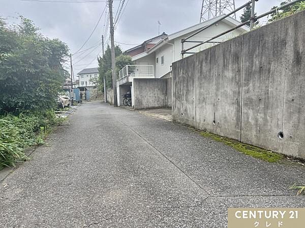 ・業務スーパー川越広栄店…徒歩6分・セブンイレブン…徒歩5・ドラッグストアセキ…徒歩8分と、お買い物もしやすい周辺環境です。