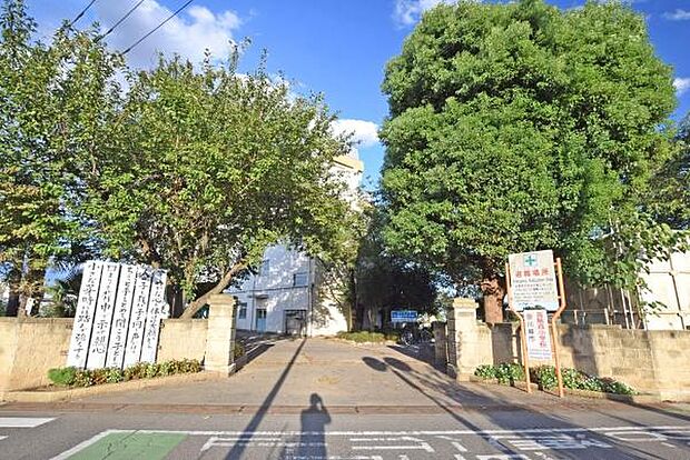 川越市立高階西小学校まで960m