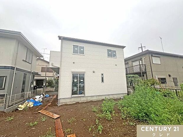 南東向き・3面採光で陽当り良好なLDK16.9帖が魅力の2SLDK!完成をお楽しみに!