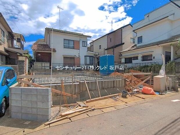 すでにお車をお持ちの方も安心!お住まいに駐車場があります!通勤やお買い物の便利な移動手段として活用できます。