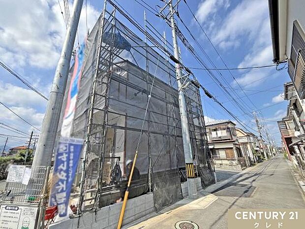 東武越生線「武州長瀬」駅徒歩4分。南4.2m×東4mの角地につき陽当り・通風良好です。駐車場1台。