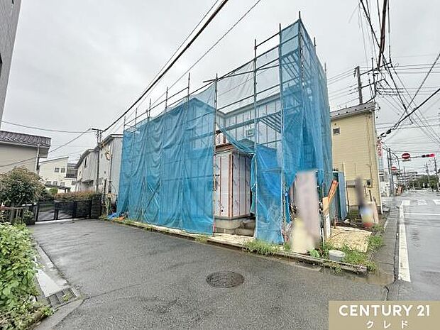 住宅性能評価6項目で最も高い等級を取得したもしもの時も安心の設計のお住まい。周辺環境も含めてご案内します。