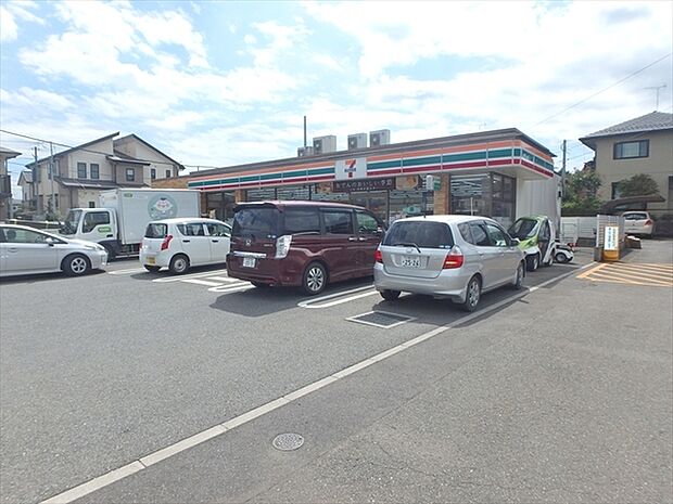 セブンイレブン川越笠幡店まで616m